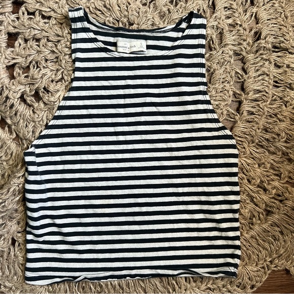 Black & white crop top bundle kitty cat & stripes XS/S - Picture 3 of 8